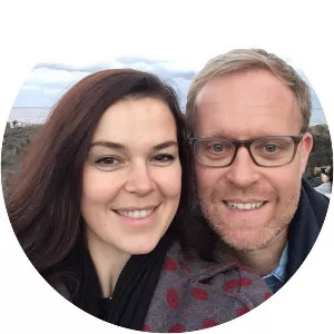 Nell Nakkan - Actress