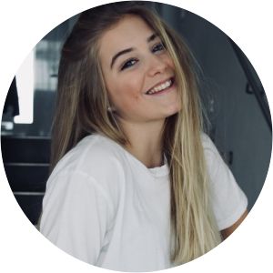 Nella Knaus photograph