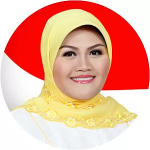 Neneng Hasanah Yasin - Indonesian Politician