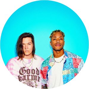 Neon Dreams - Pop duo