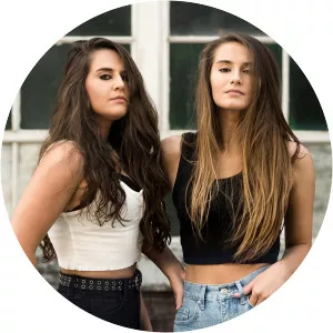 Neoni - Musical group