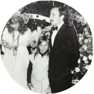 Neşe Karayalçın - Murat Karayalçın's wife