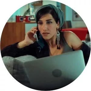 Neslihan Arslan - Actress