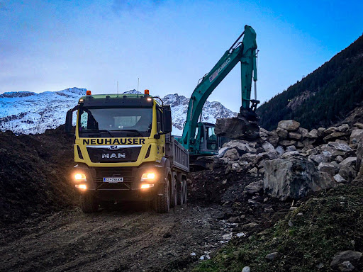 Neuhauser Erdbau - Shipping company in Rohrberg, Austria