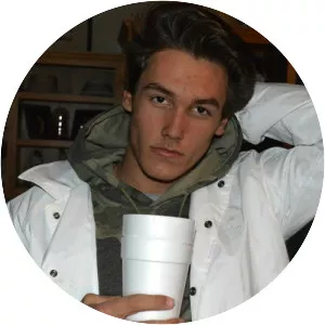 Nezzy - Musical artist