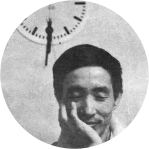 Nghiẽ̂m Mậu Dương - Vietnamese writer