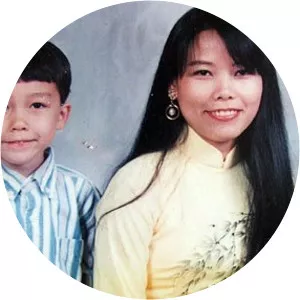 Nguyen Be Lory photograph