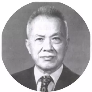 Nguyen Huu Tho