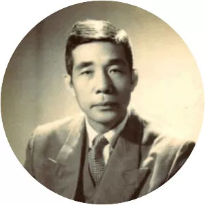 Nguyen Huy Tuong (Nguyễn Huy Tưởng)