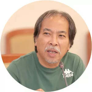 Nguyen Quang Thieu - Writer