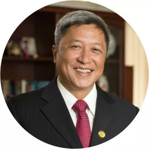 Nguyen Truong Son - Physician