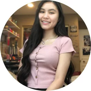 Nguyen Vu Ha Tien - Ngoc Huyen's daughter