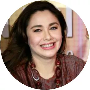 Nia Zulkarnaen - Indonesian singer