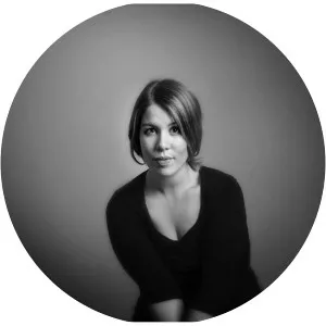 Niamh Regan - Singer