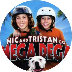 Nic and Tristan Go Mega Dega