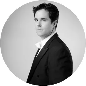 Nicholas Mulroy - Performer