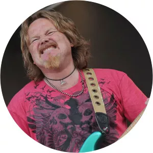 Nick Barrett - Singer