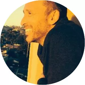 Nick Clow - Singer-songwriter