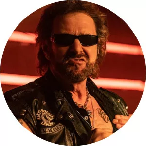 Nick Kulmer - Singer