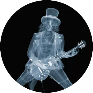 Nick Veasey - British photographer