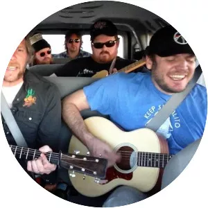 Nicki Bluhm and The Gramblers