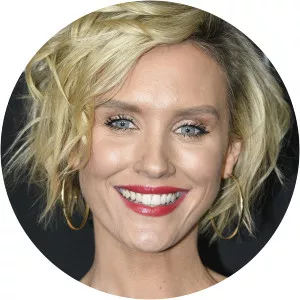 Nicky Whelan - Australian actress