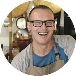 Nico Stanitzok - Author