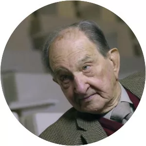 Nicolás Sánchez Albornoz