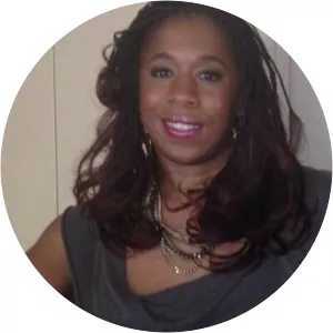 Nicole Ashford photograph