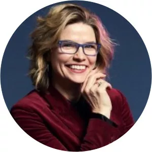 Nicole Cattell photograph