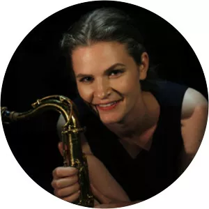 Nicole Glover - Musician