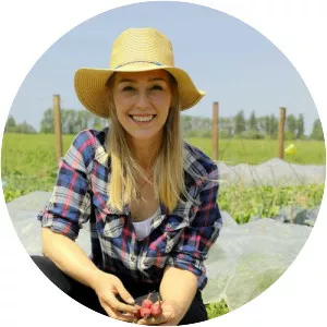 Nicole Just - Author