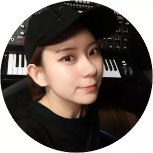 Nieah - Musical artist