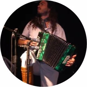 Nielsen Santos - Musical artist