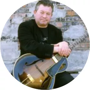 Nigel Mooney - Jazz guitarist