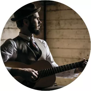 Nigel Wearne - Singer