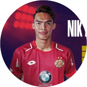 Nik Akif