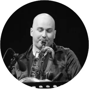 Nik Leistle - Musical artist