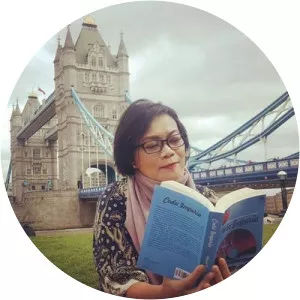 Nike Kurnia photograph