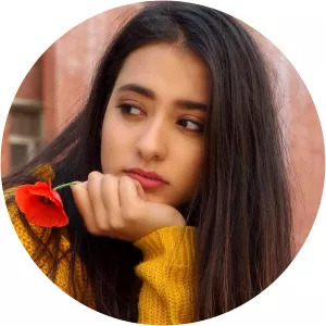 Nikeet Dhillon - Actress