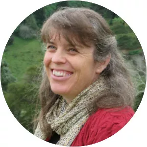 Nikki Slade Robinson