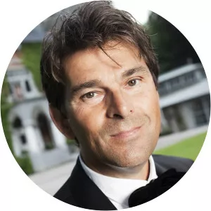 Niklas Strömstedt - Swedish singer-songwriter