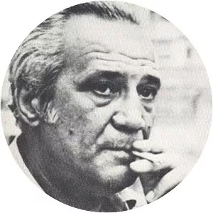 Nikos Karouzos
