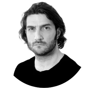 Nikos Kouris photograph