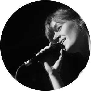 Nina Baun - Musical artist