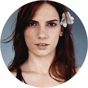 Nina Becker - Musical artist