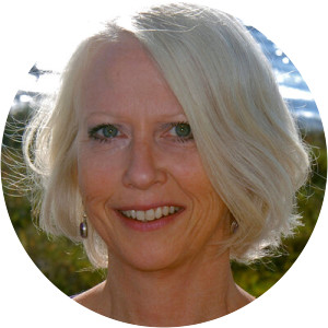 Nina Bruhns - Author