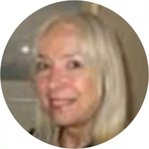 Nina Filipek - Author