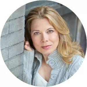 Nina Hennessey - Musical artist