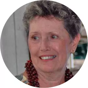 Nina Kali'iwahamana - Singer